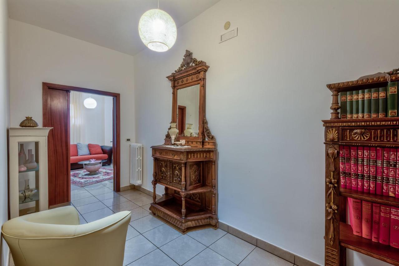 Casa Vacanza Binario 35 Ceglie Messapica Bagian luar foto